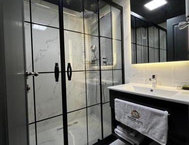 Superior Double or Twin Room with Mountain View