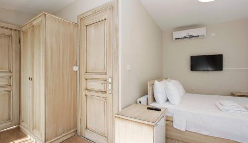 Single Room with Terrace