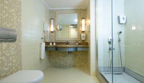 Double or Twin Room with Side Sea View