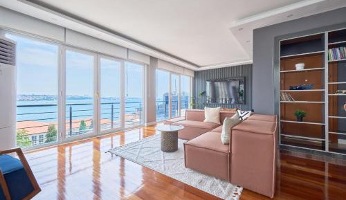 Penthouse Apartment