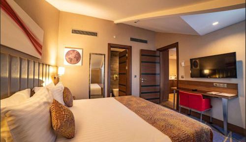 Junior Suite with Balcony
