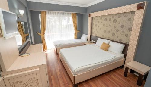 Standard Double or Twin Room with Sea View