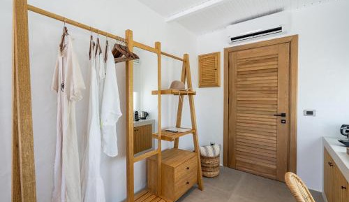 Deluxe Double Room with Balcony and Sea View