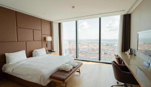King Deluxe Room