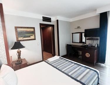 Standard King Room