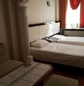 Double or Twin Room with Shower