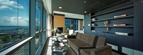 Twin Junior Suite with Sea view