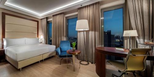 Premium King Room