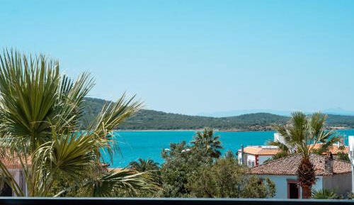 Deluxe Double Room with Balcony and Sea View