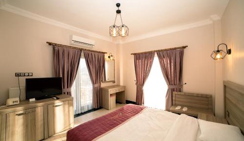 Double Room with Pool View