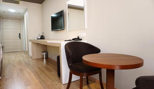 Triple Family Room