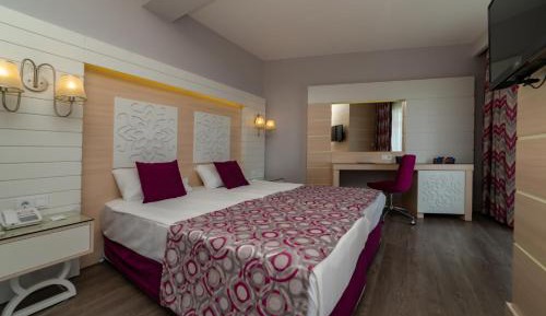 Superior Room Land View