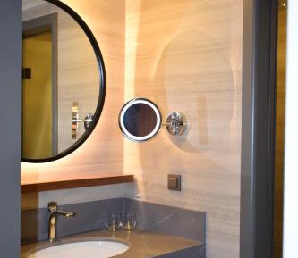 Deluxe Double or Twin Room with Pool Access