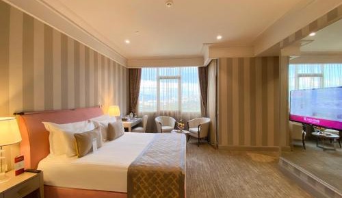 Executive Suite