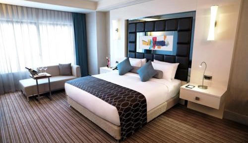 Executive King Suite - Non-Smoking