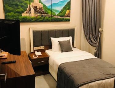 Budget Single Room