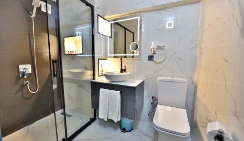 Deluxe Triple Room with Sea View
