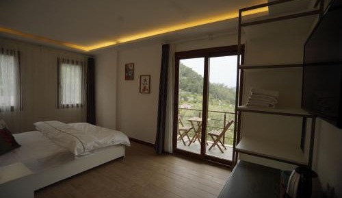 Large Double Room