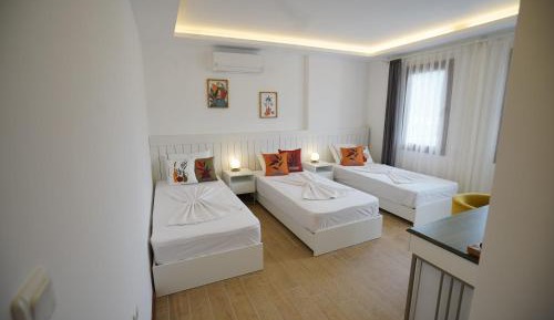 Executive Triple Room