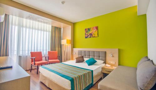 Standard Double or Twin Room with Sea View