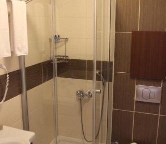 Standard Single Room with Mountain View
