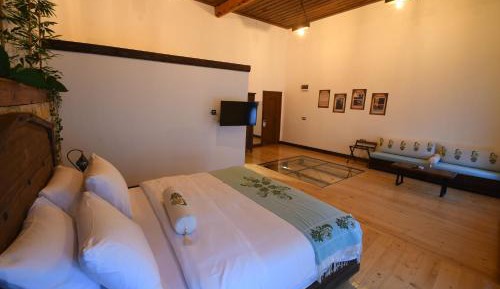 King Room