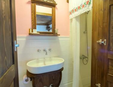 Gelin (Double Room)