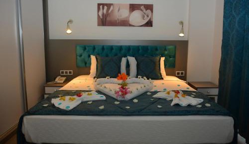 Large Double or Twin Room