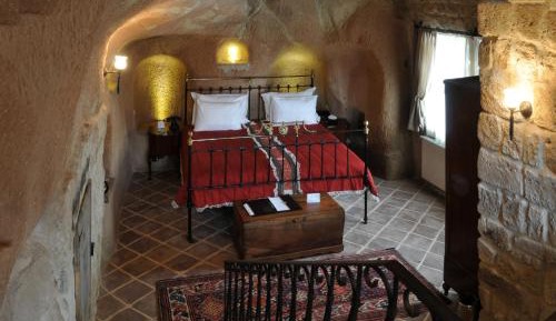 Family Cave Suite