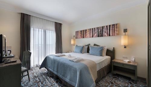 Main Building Junior Suite with Sea View