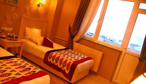 Double Room with Balcony and Sea View