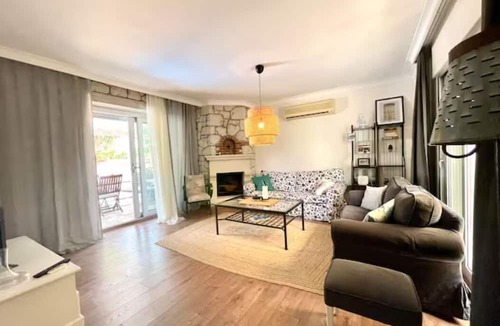 Alacati Villa | Wonderful Alacati Villa with Private Pool