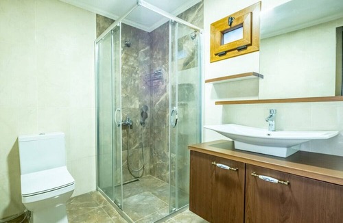 Golturkbuku Apartment | Chic House w/ Patio near Paradise Bay in Bodrum