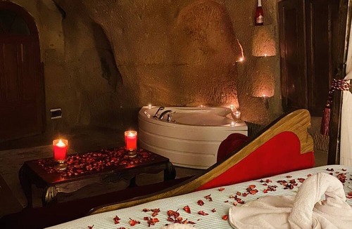 Ayvali Bed & Breakfast | Ela cave house