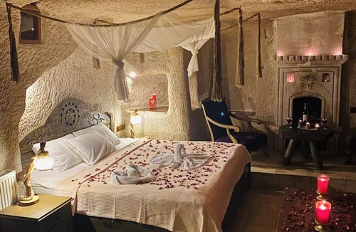 Ayvali Bed & Breakfast | Ela cave house