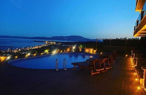 Ayvacik Hotel | Assos Derin Mavi
