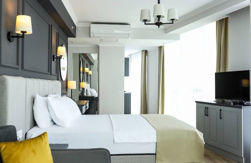 Pendik Hotel | Fontana Verde