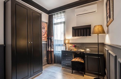 Gumbet Hotel | Art & Interiors