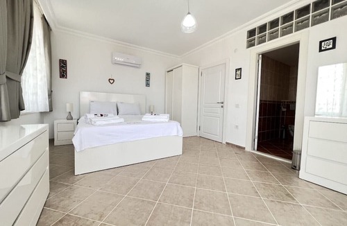Kargicak Villa | Dazzling Villa with Private Pool in Alanya