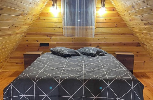 Yomra House | away from the hustle and bustle of the city, and very close to the center.