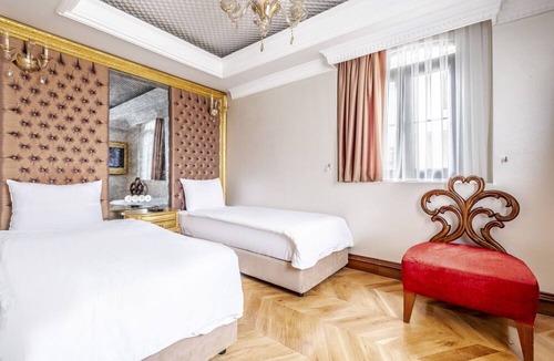 Beylerbeyi Apartment | Glamorous Authentic Studio in Üsküdar