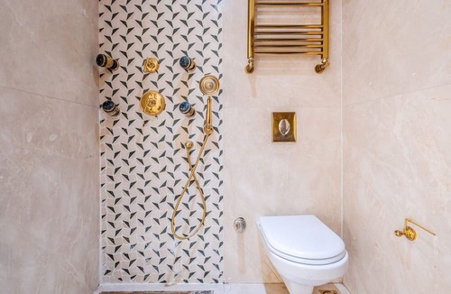 Beylerbeyi Apartment | Glamorous Authentic Studio in Üsküdar