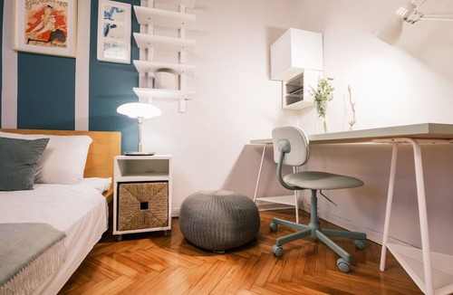 Harbiye Apartment | Vibrant Flat with Balcony 6 min to City Nisantasi