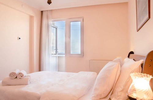 Konak Apartment | Flat with Mesmerizing Sea View in Konak