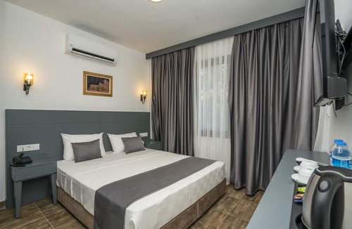 Avlana Hotel | Kensington Kerdime Beach Hotel
