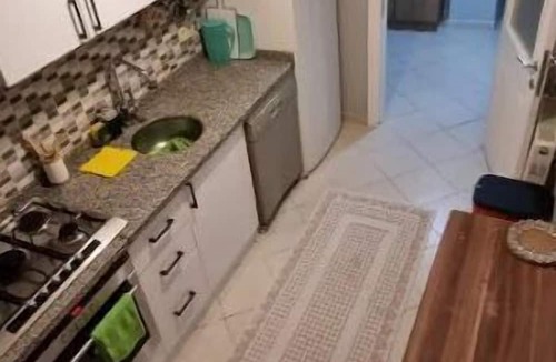 Tarabya Mahallesi Apartment | Koruya ve sahile yakın aile dairesi.