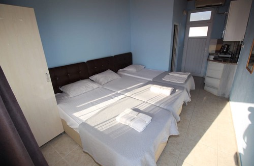 Marmara House | La Casa Pansiyon