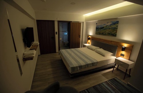 Cinarcik Hotel | Royalova Hotel