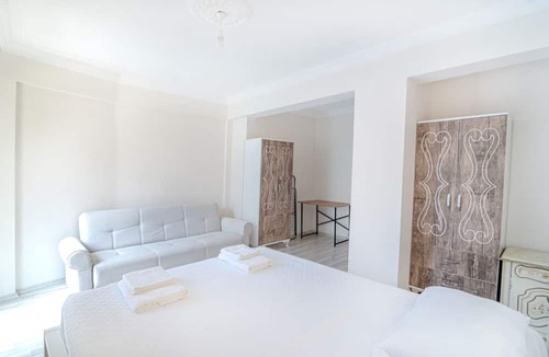Fethiye Apartment | Vacation Flat 15 min to Beach in Fethiye