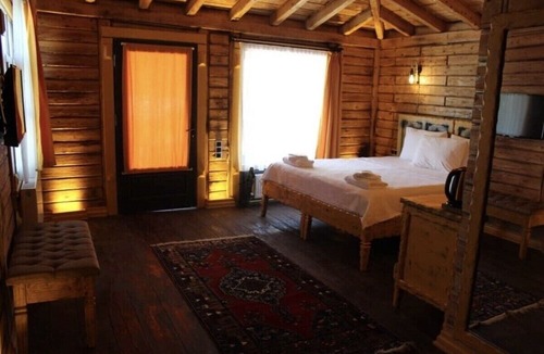 Avanos Ski Chalet | RED RIVER LUXURY SUITES